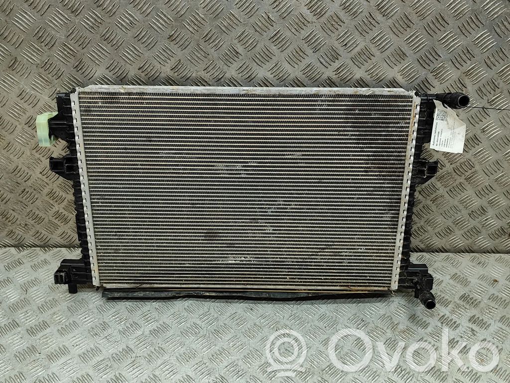 Audi Q3 F3 Radiator lichid răcire 