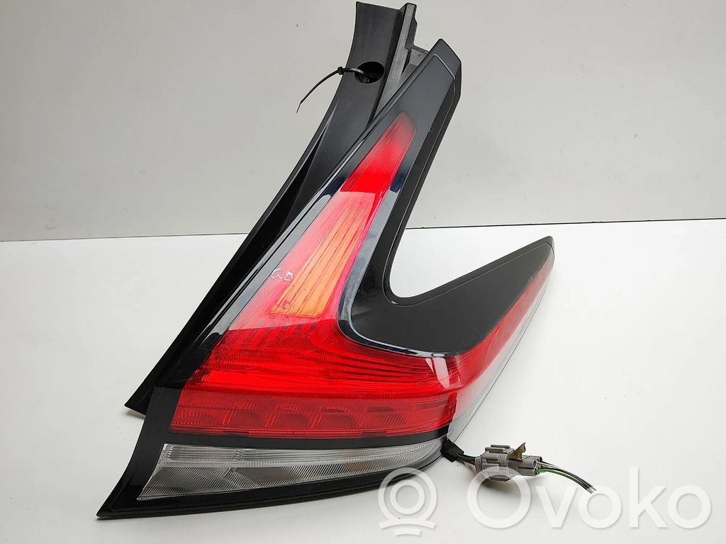 Nissan Leaf II (ZE1) Lampă spate în caroserie 