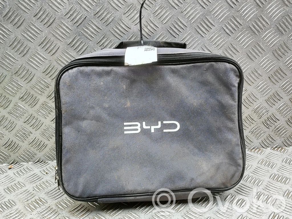 BYD Atto 3 Sähköauton latauskaapeli
