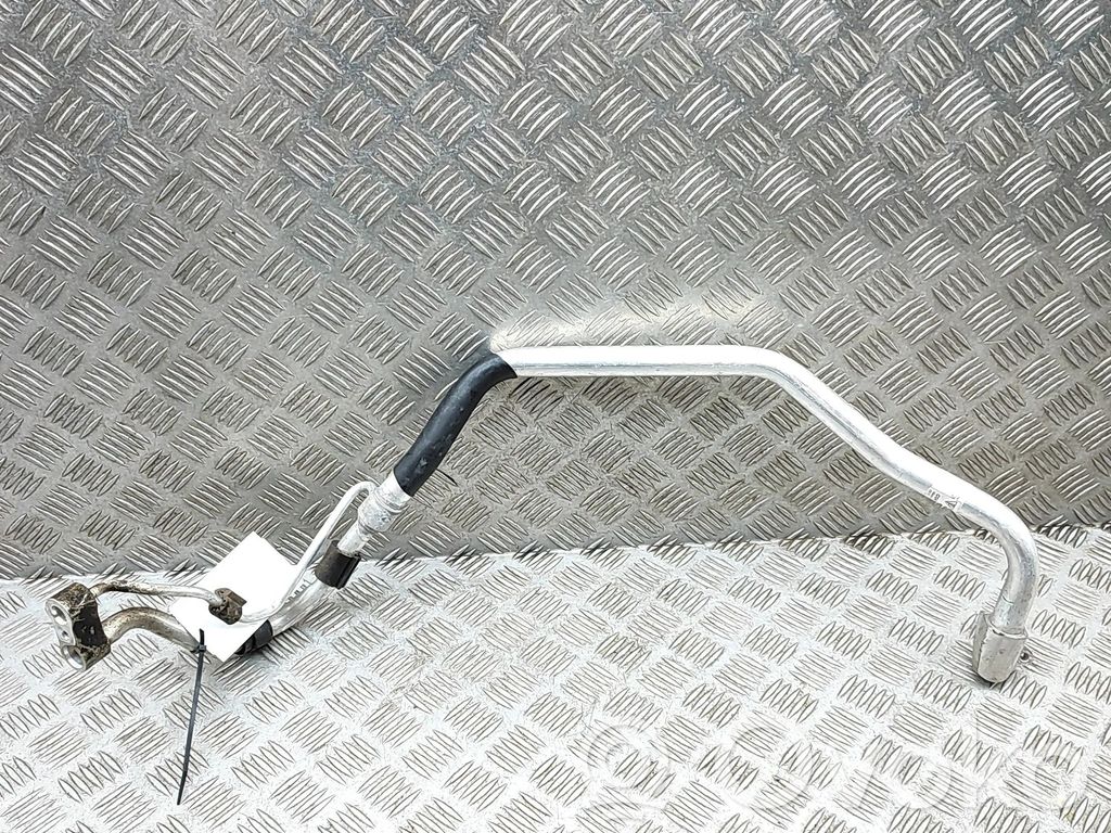 Porsche Cayenne (9Y0 9Y3) Tubo flessibile aria condizionata (A/C)