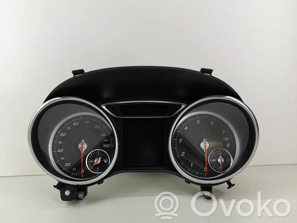 Mercedes-Benz CLA C117 X117 W117 Tachimetro (quadro strumenti) 