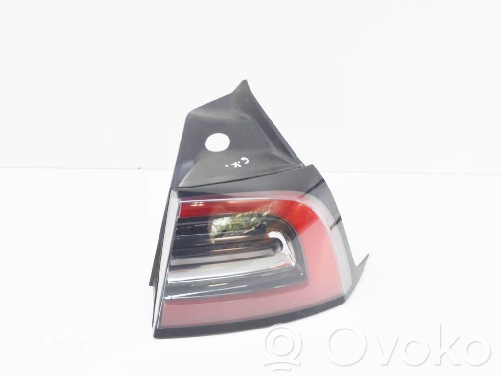 Luz trasera/de freno   150208700D
