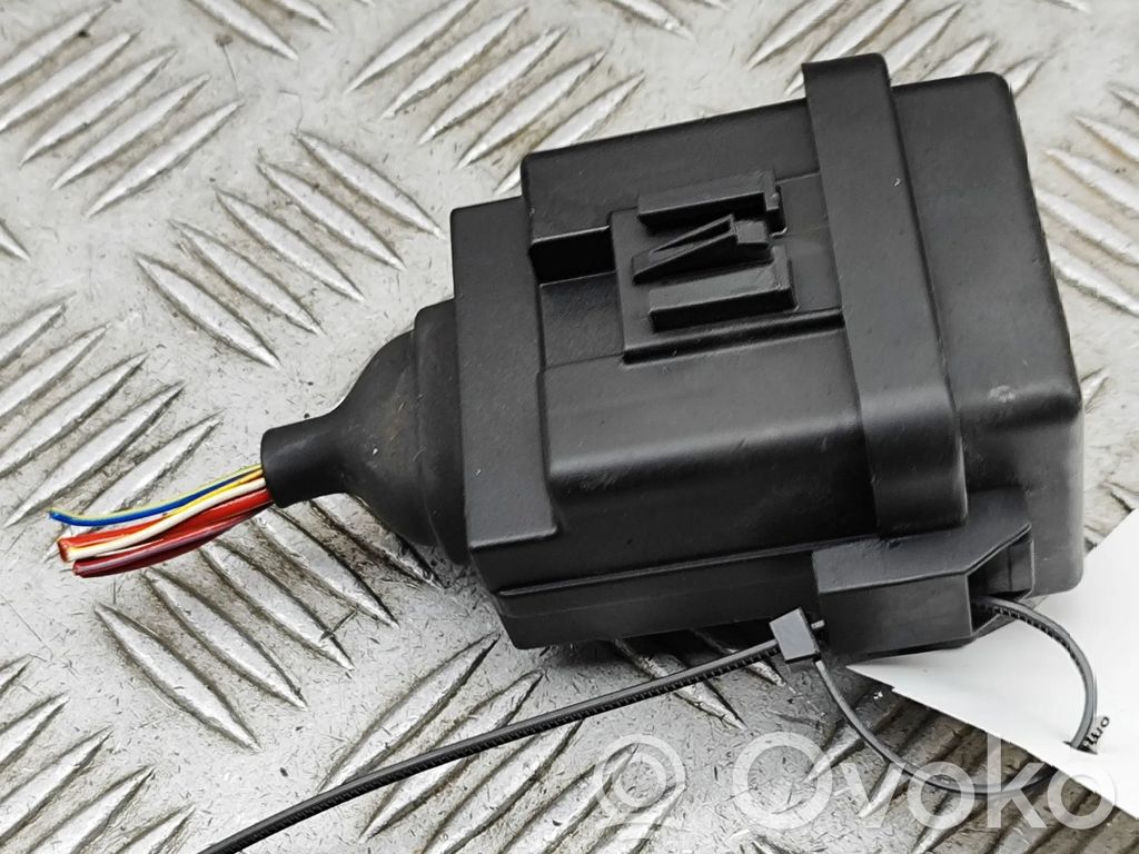 Audi A4 S4 B9 8W Autres relais