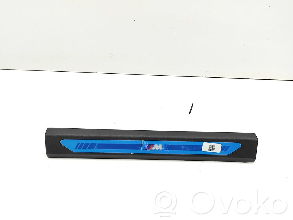BMW X6 G06 Etuoven kynnyksen suojalista