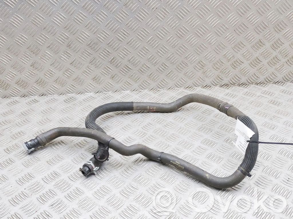 Ford Mustang Mach-E Tuyau de liquide de refroidissement moteur 