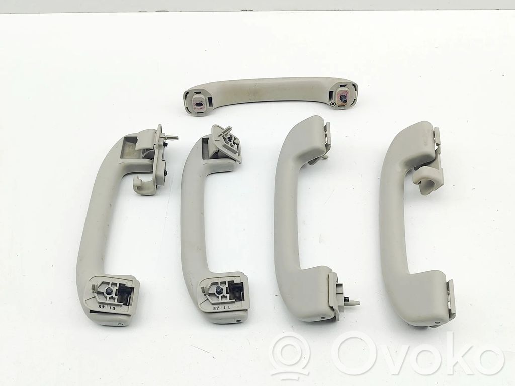 Isuzu D-Max Komplet uchwytów do sufitu 