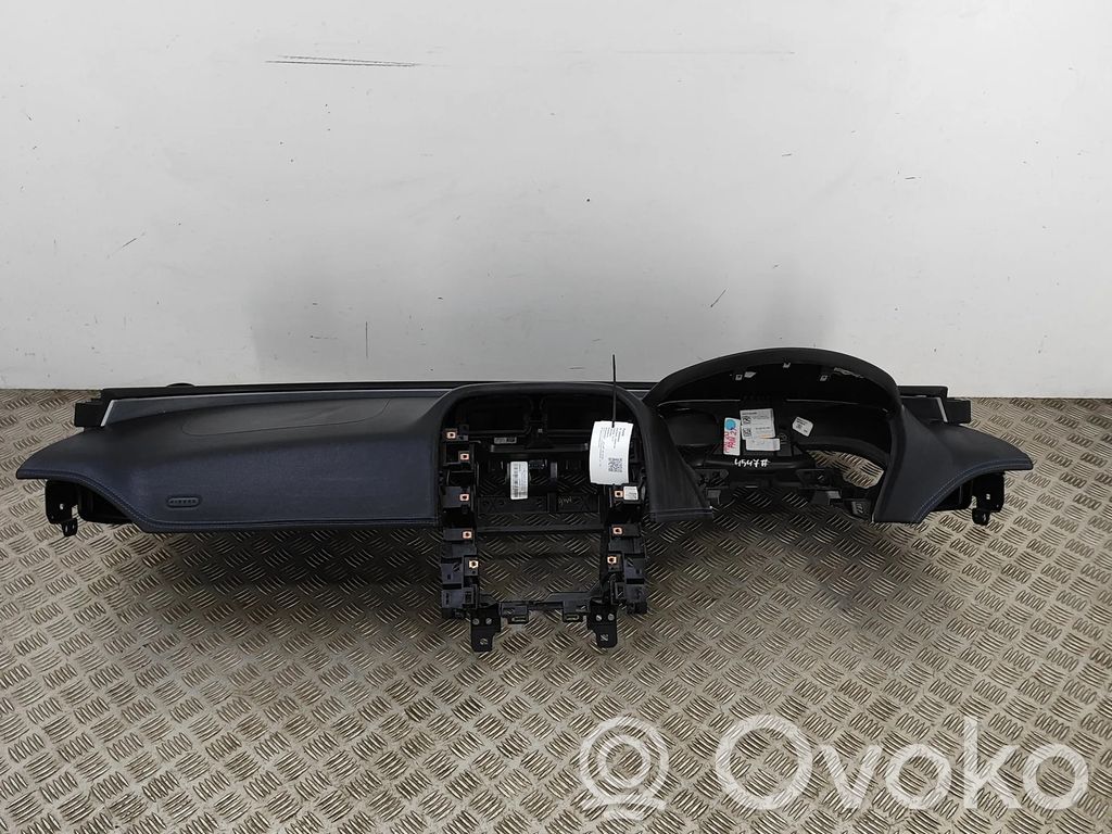 Jaguar XE Bord 