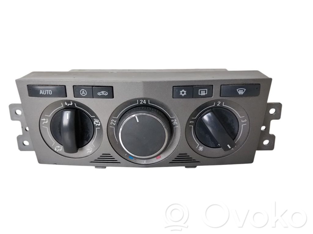 Opel Antara Climate control unit 