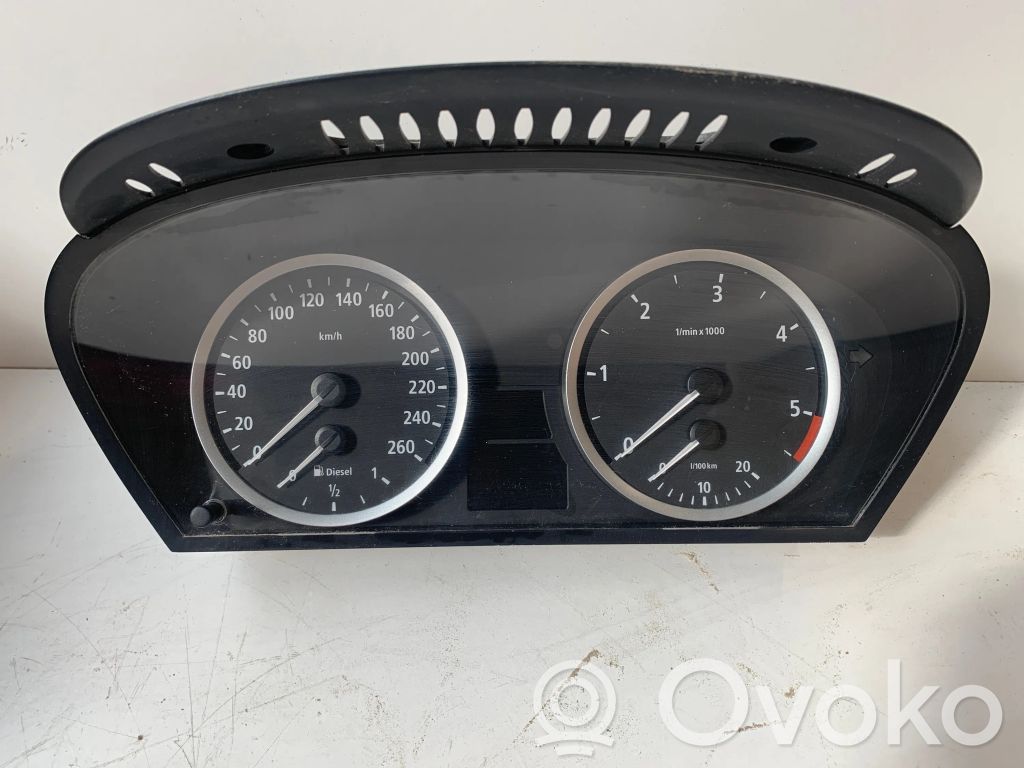 BMW 5 E60 E61 Speedometer (instrument cluster) 