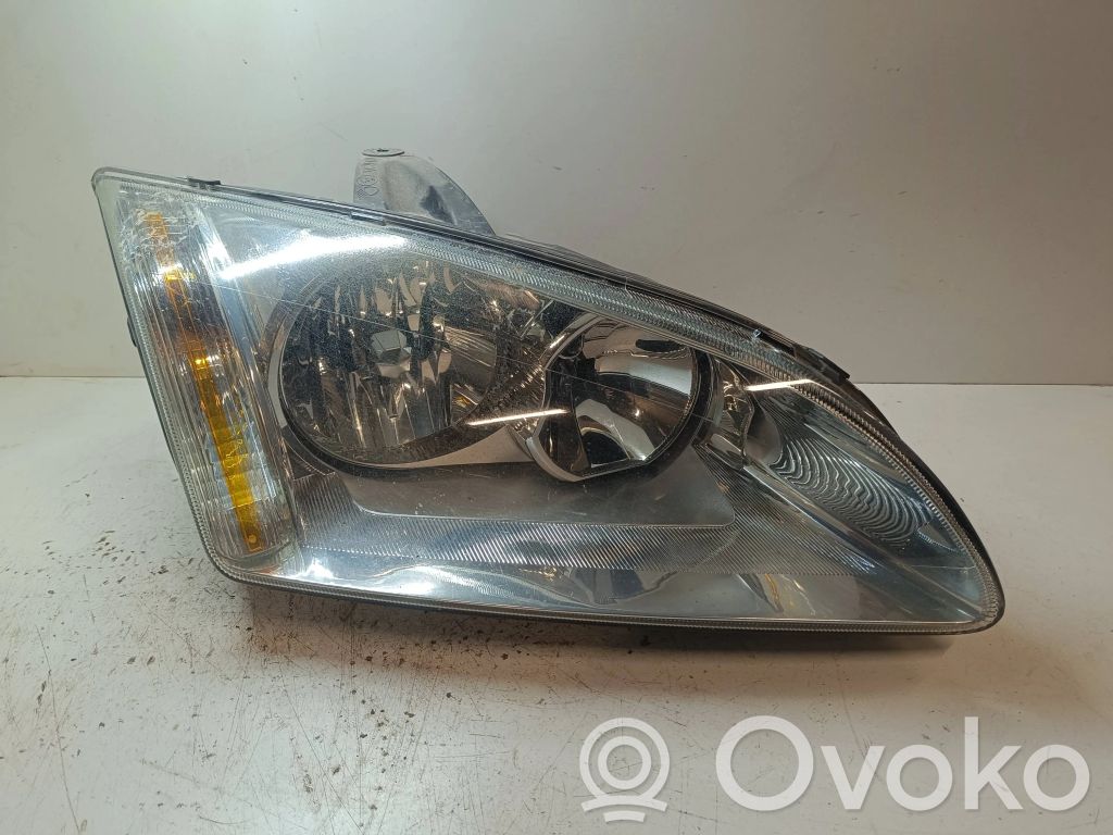 Ford Focus Scheinwerfer 