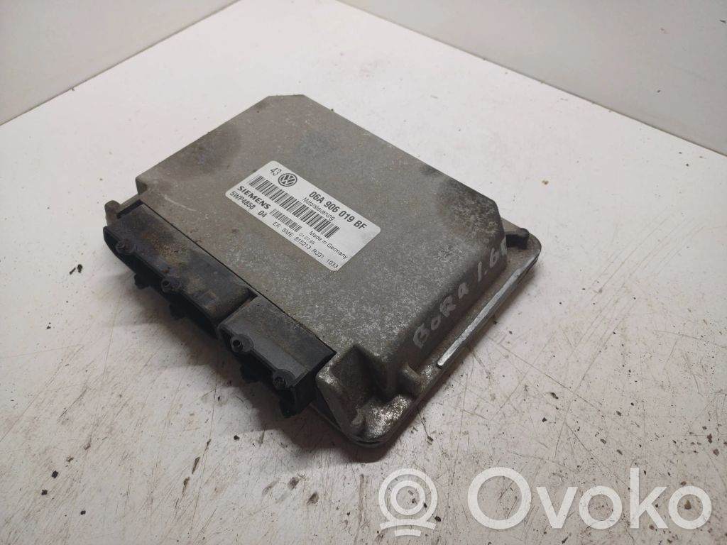 Volkswagen Golf IV Engine control unit/module 