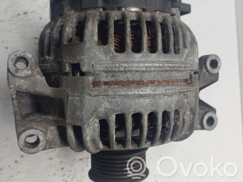 Audi A4 S4 B6 8E 8H Ģenerators 