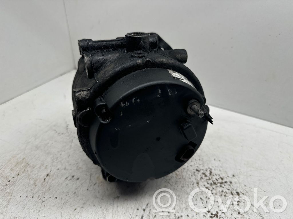 Mercedes-Benz C W203 Generatore/alternatore 