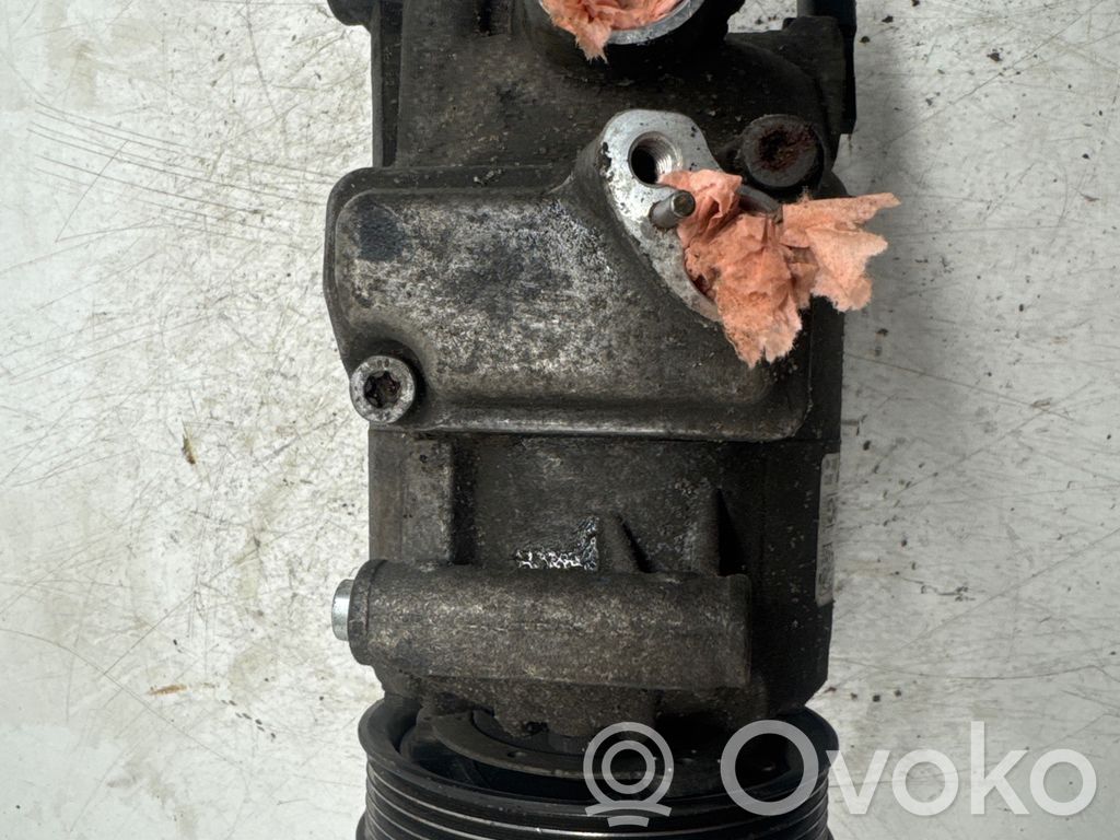 Volkswagen PASSAT B7 Air conditioning (A/C) compressor (pump) 
