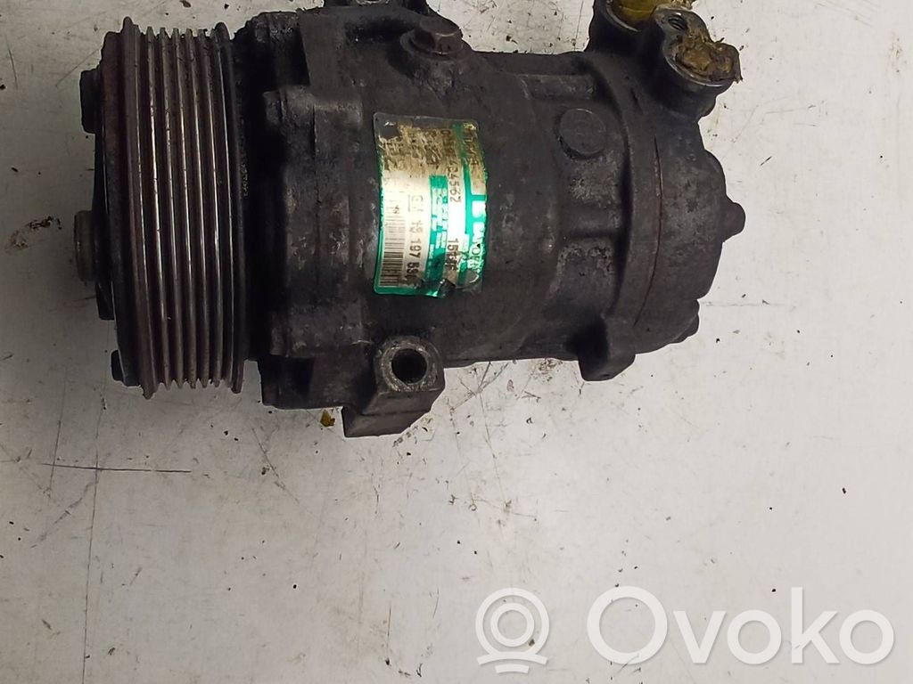 Opel Corsa C Air conditioning (A/C) compressor (pump) 