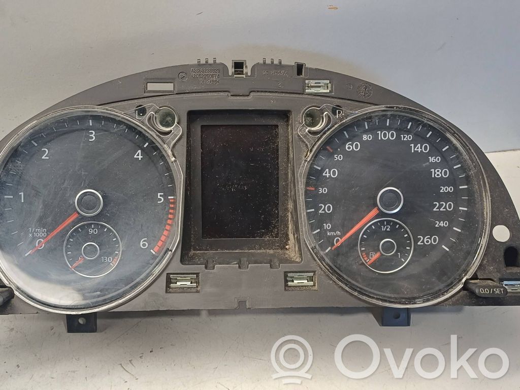 Volkswagen PASSAT B7 Nopeusmittari (mittaristo) 