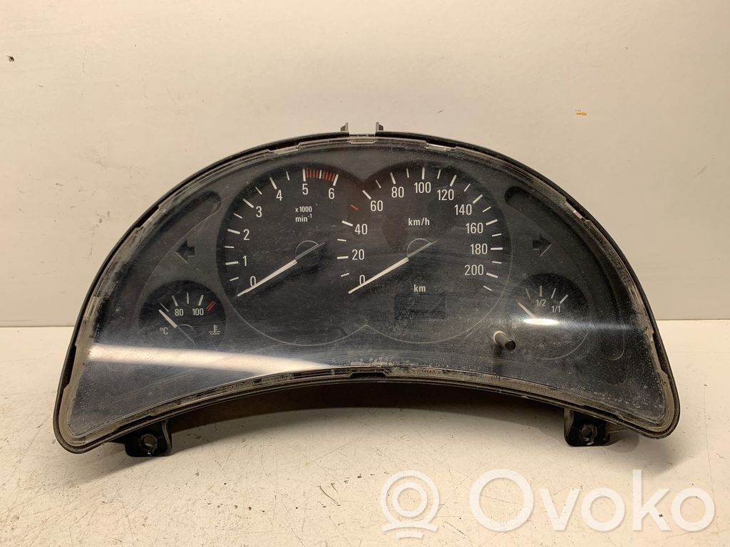 Opel Corsa C Speedometer (instrument cluster) 
