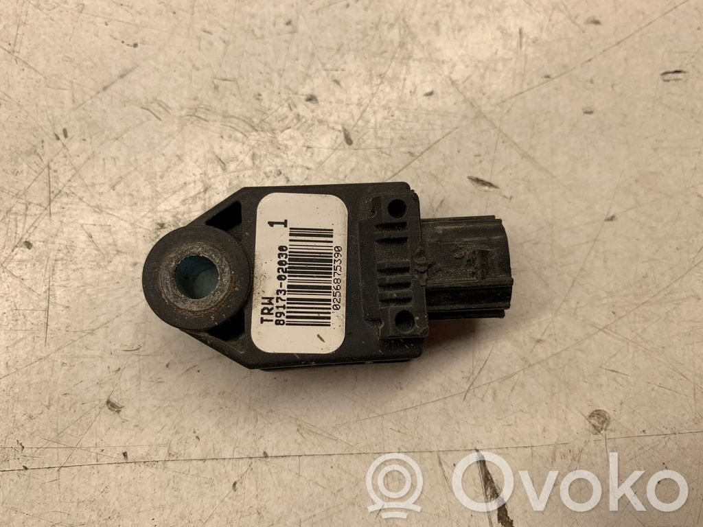Toyota Corolla E120 E130 Airbagsensor Crashsensor Drucksensor 