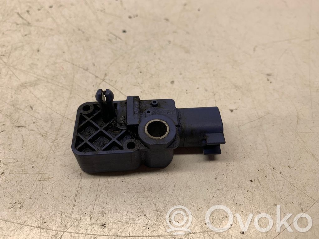 Volvo V50 Airbag deployment crash/impact sensor 