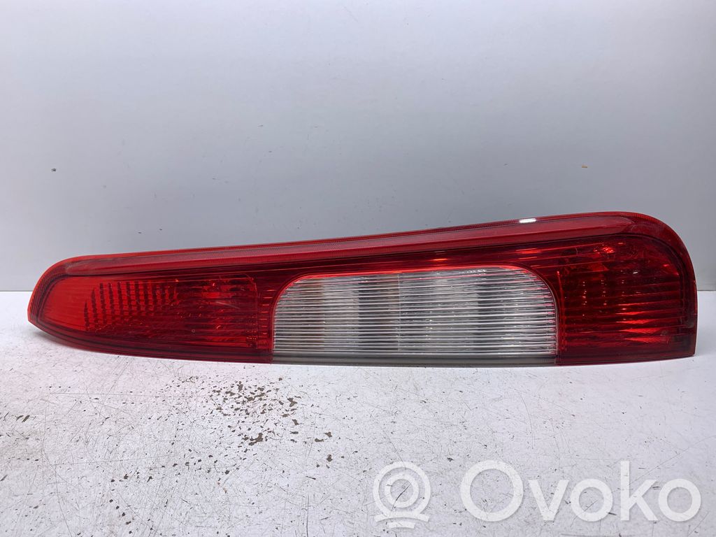 Ford Focus C-MAX Galinis žibintas kėbule 
