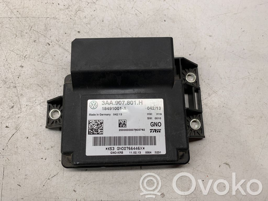 Volkswagen PASSAT B7 Hand brake control module 