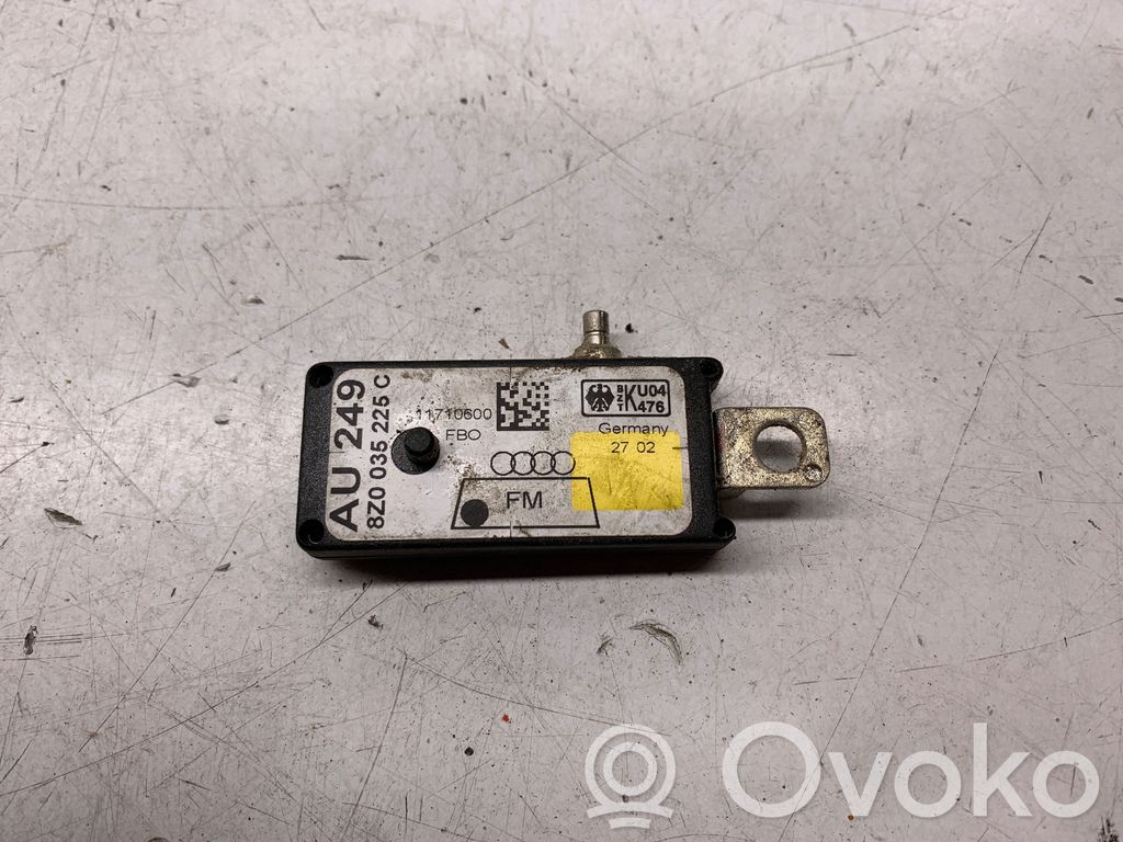 Audi A2 Antenos stiprintuvas 
