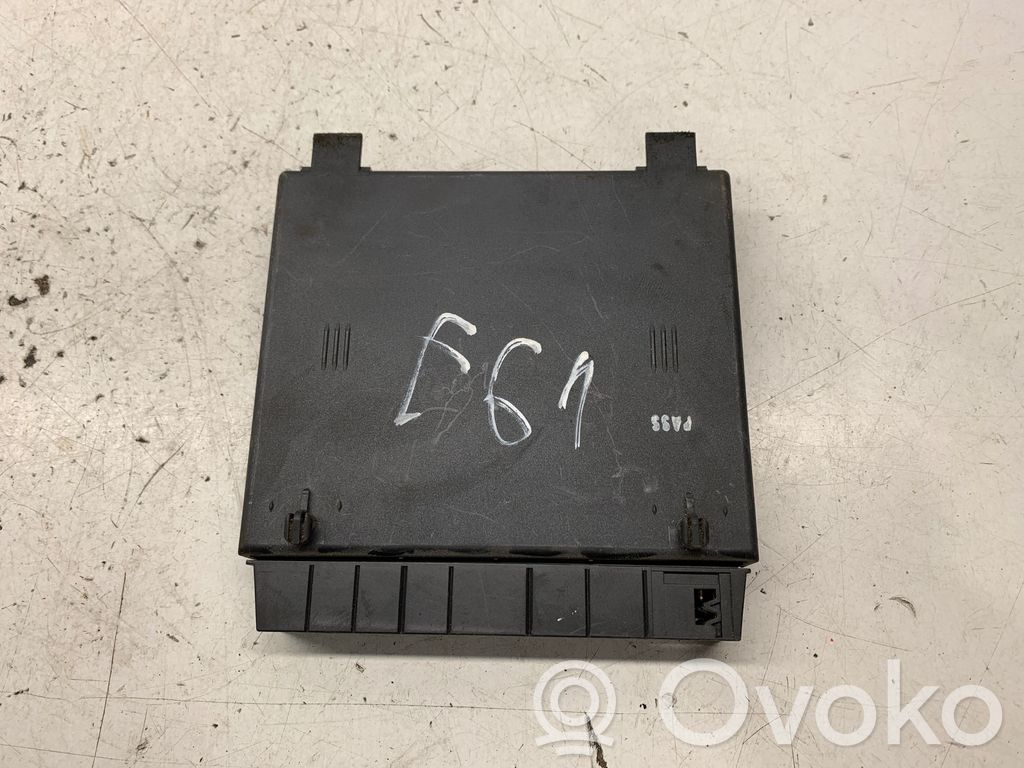 Seat control module   00004008C5,000310813