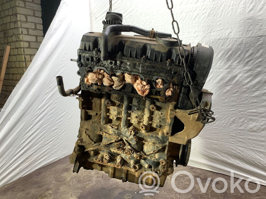 Engine   BOJ030758,23704,030758,038103373R,R03G903143A