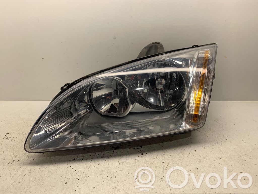 Ford Focus Scheinwerfer 