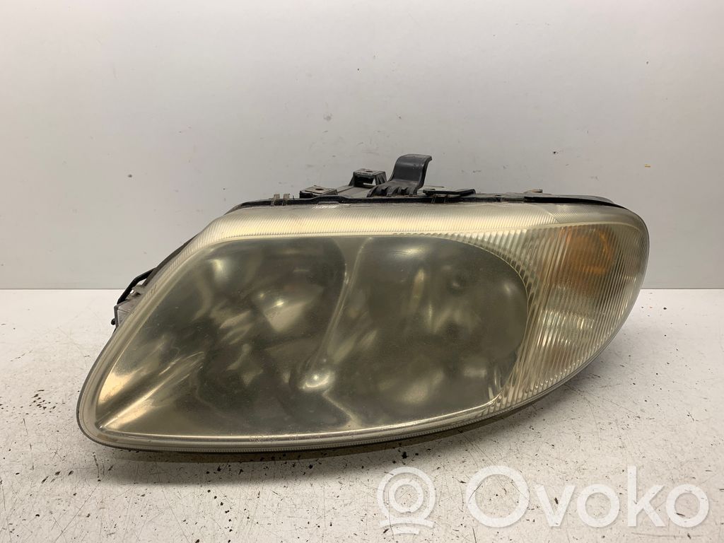 Chrysler Voyager Headlight/headlamp 