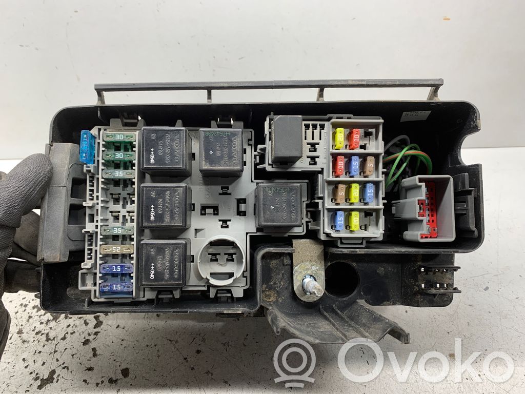 Volvo XC90 Fuse module 