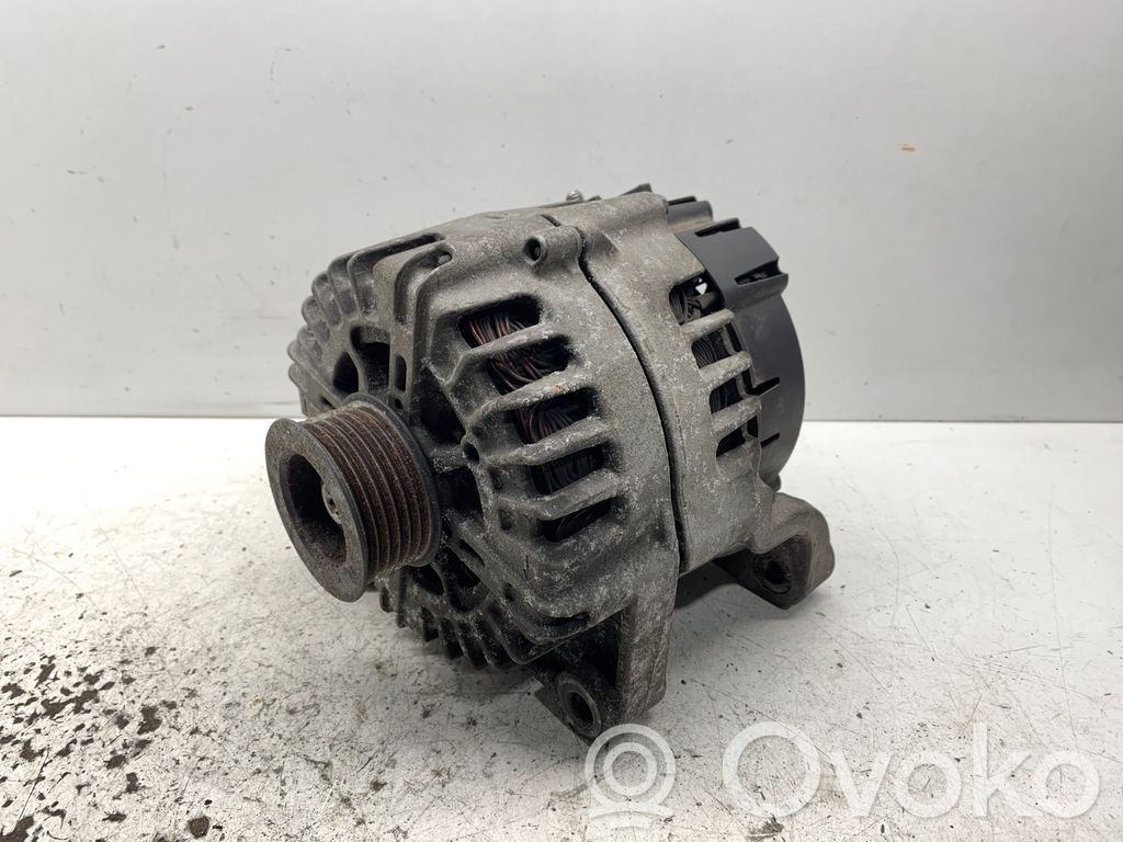 BMW 3 E90 E91 Generator/alternator 
