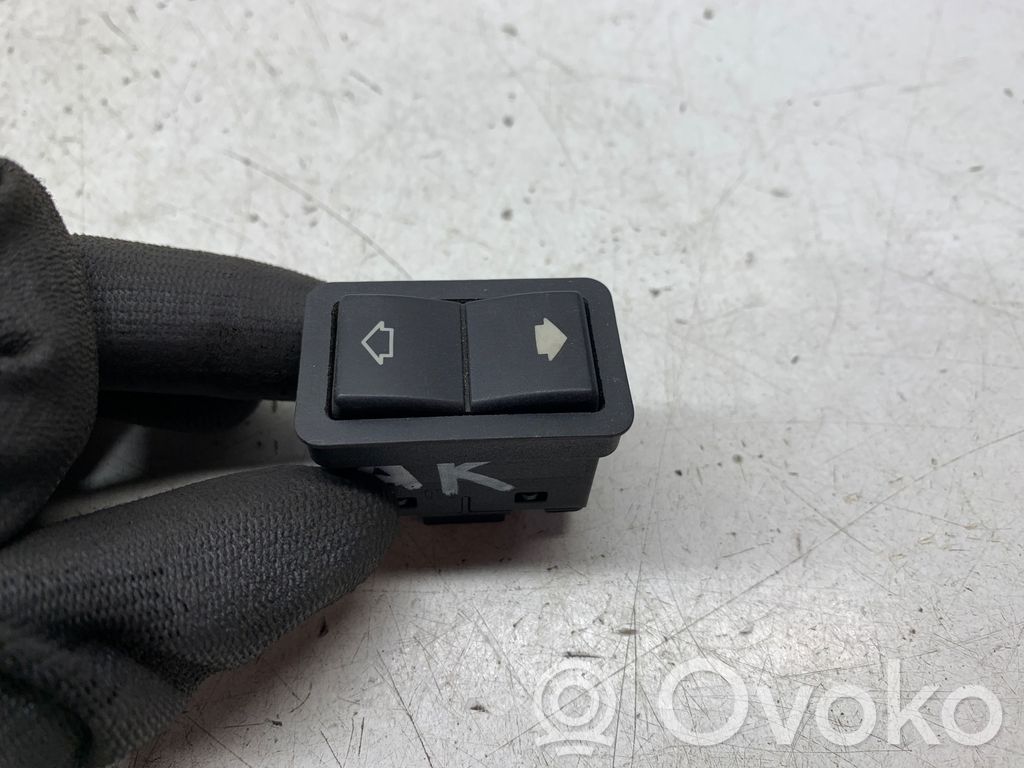BMW 5 E39 Electric window control switch 