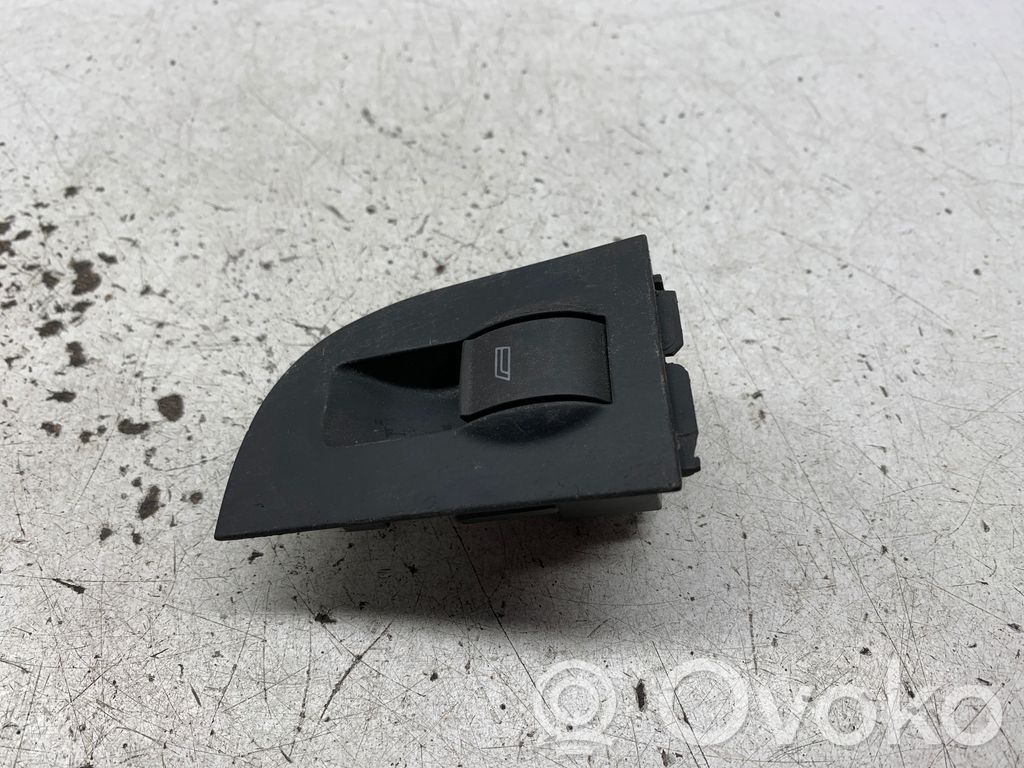 Audi A6 S6 C5 4B Electric window control switch 