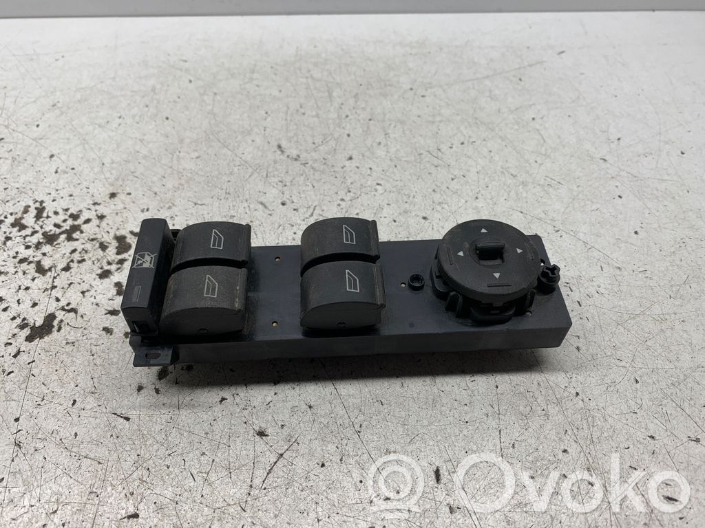 Ford Focus C-MAX Electric window control switch 