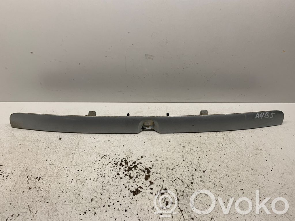 Audi A4 S4 B5 8D Éclairage de plaque d'immatriculation 