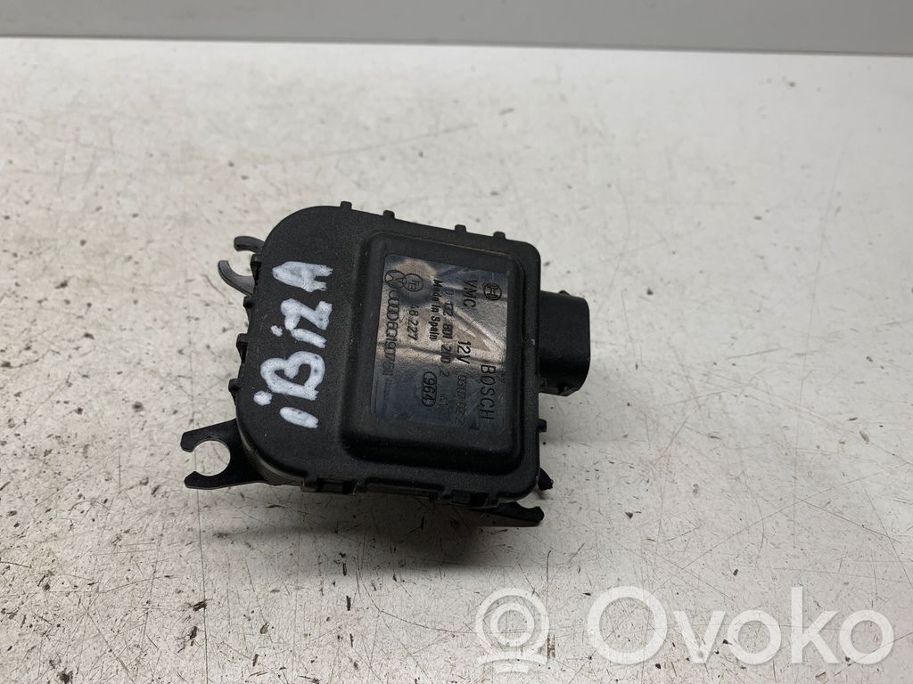 Seat Ibiza III (6L) Tuloilmaventtiilin käyttömoottori 