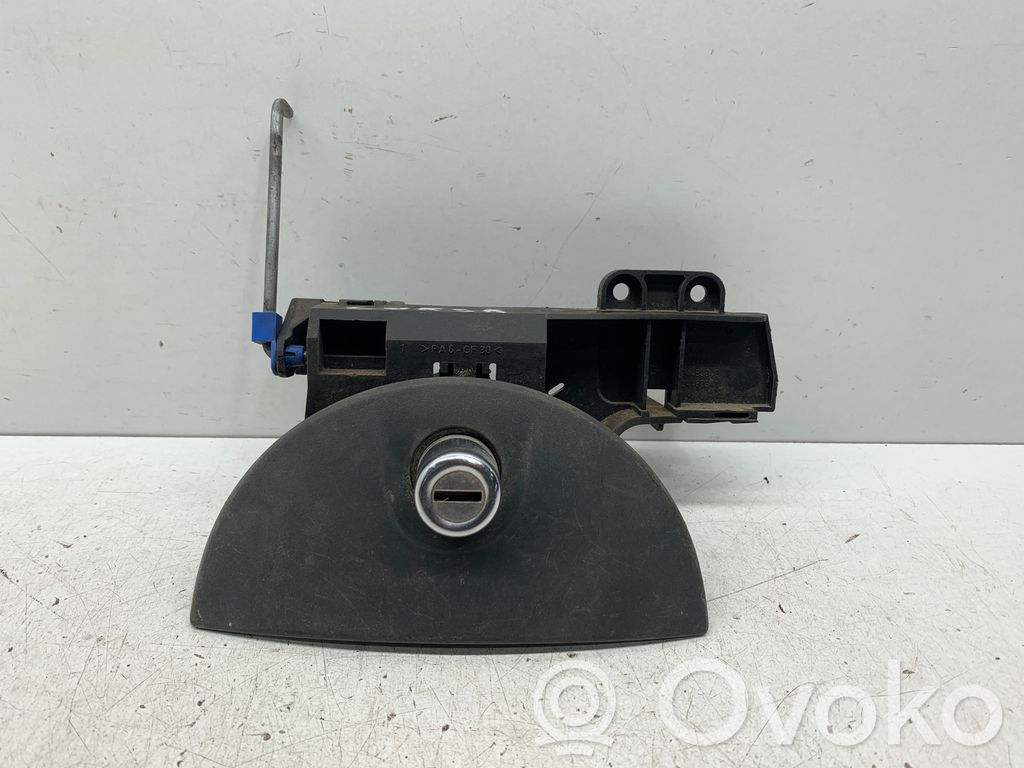 Opel Corsa C Zamek tylnej klapy bagażnika 
