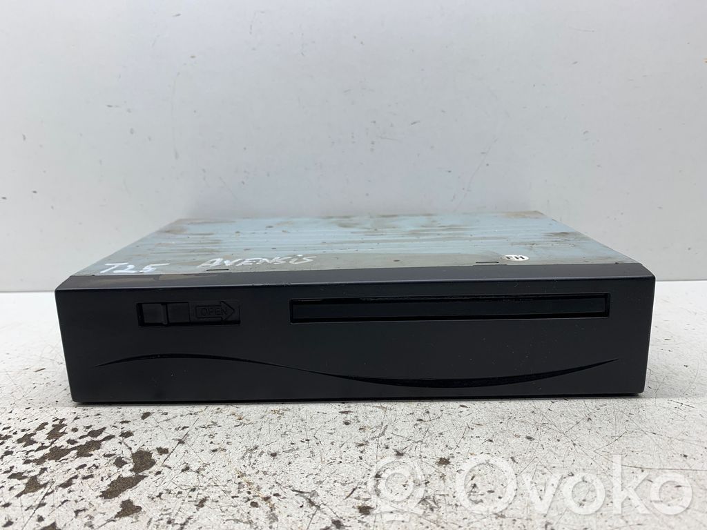 Toyota Avensis T250 CD/DVD player unitate navigație 
