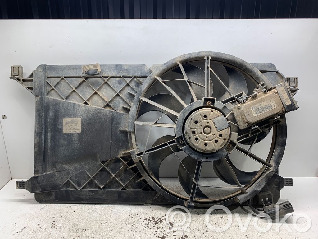 Ford Focus Elektrisks radiatoru ventilators 