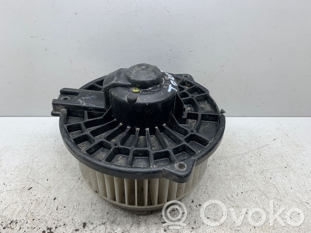 Toyota Corolla Verso E121 Mazā radiatora ventilators 