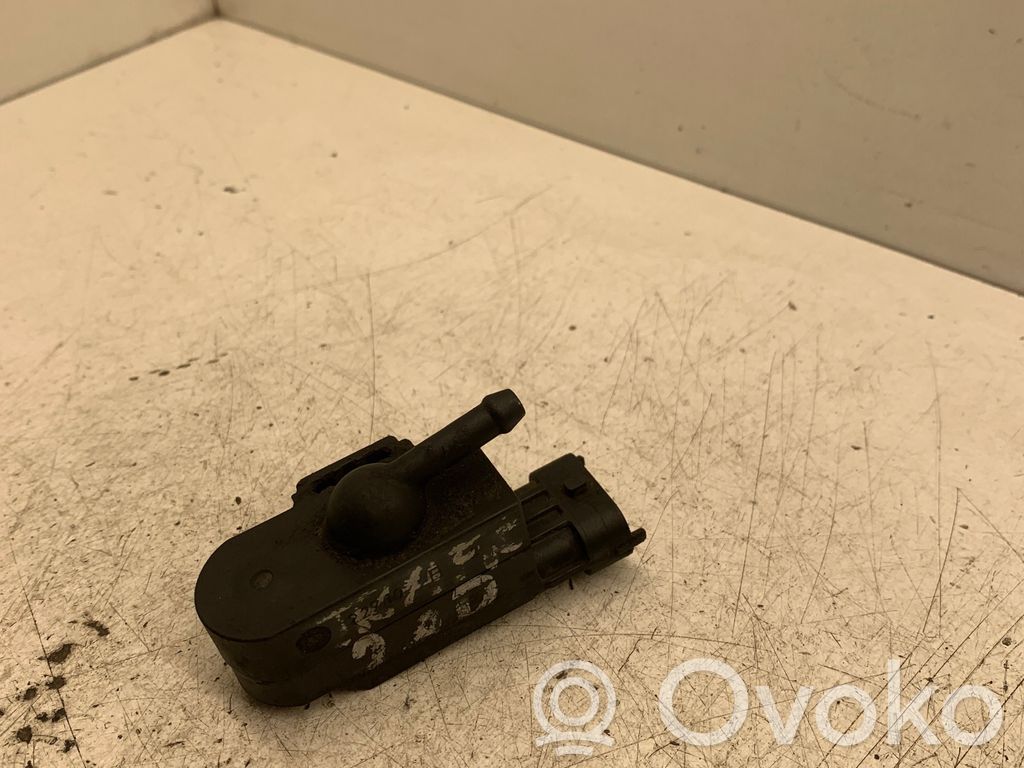 Renault Trafic II (X83) Vacuum valve 