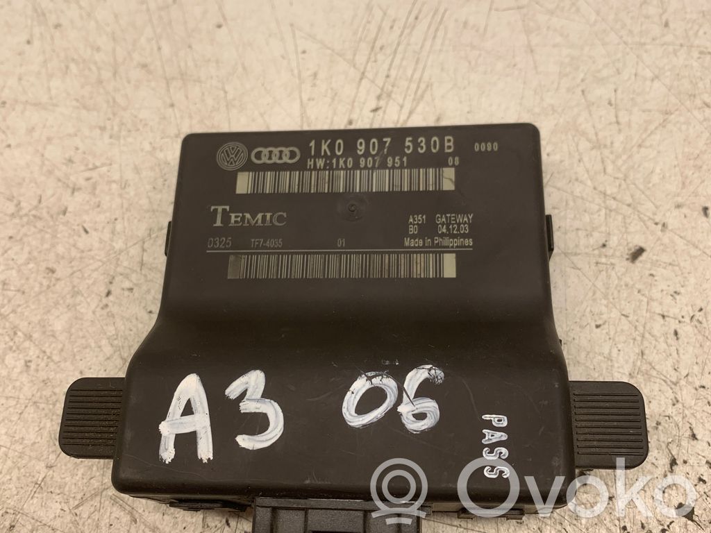 Audi A3 S3 A3 Sportback 8P Gateway control module 