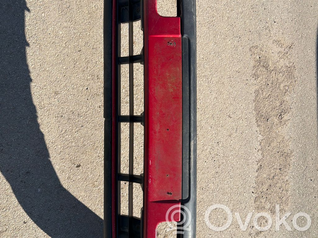 Volkswagen PASSAT B4 Parachoques delantero 