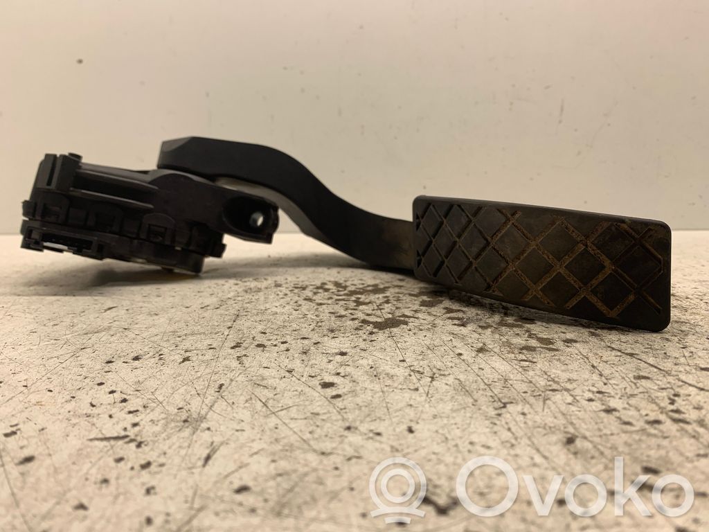 Audi A4 S4 B7 8E 8H Pedał gazu / przyspieszenia 
