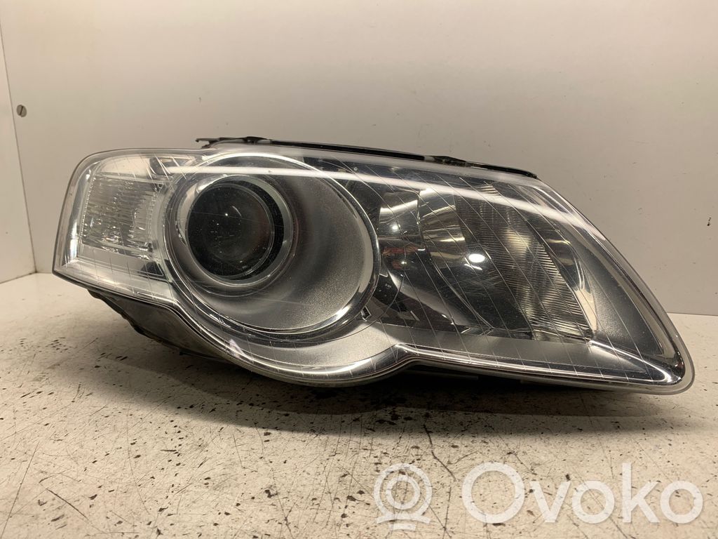 Volkswagen PASSAT B6 Lampa przednia 