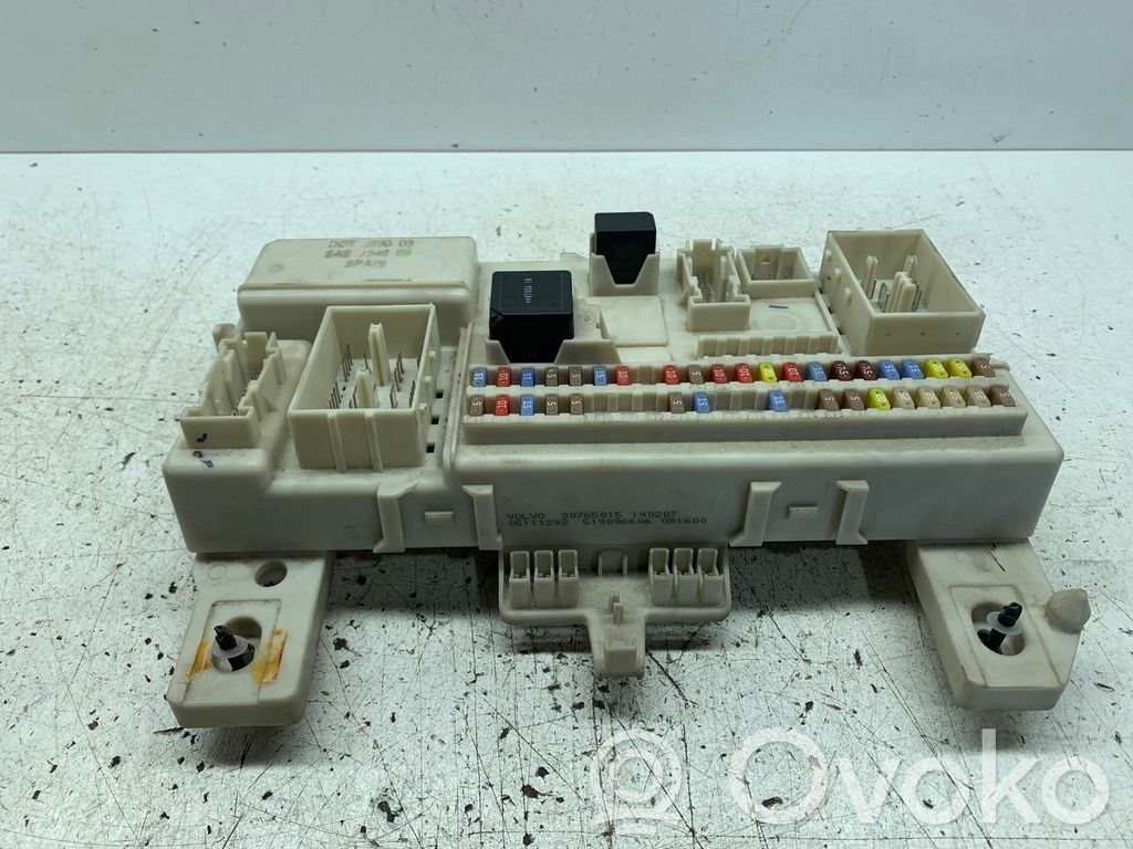 Volvo V50 Fuse module 