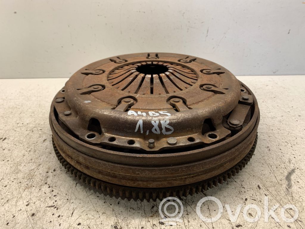 Audi A4 S4 B5 8D Sprzęgło / Komplet 