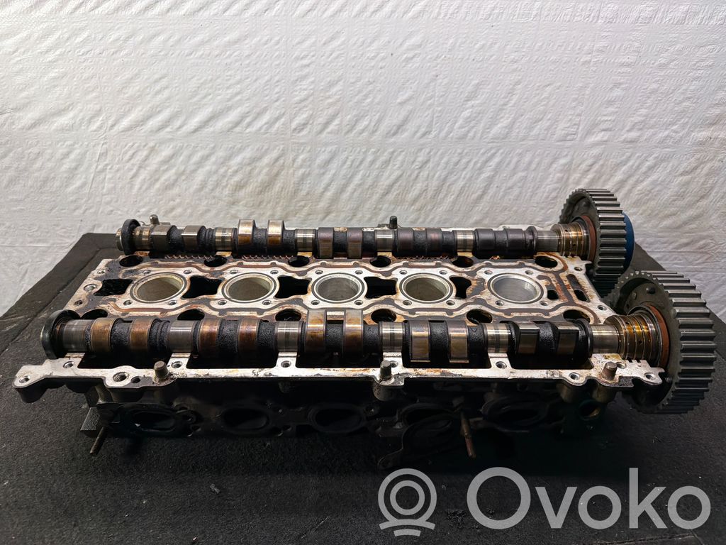 Volvo S60 Engine head 