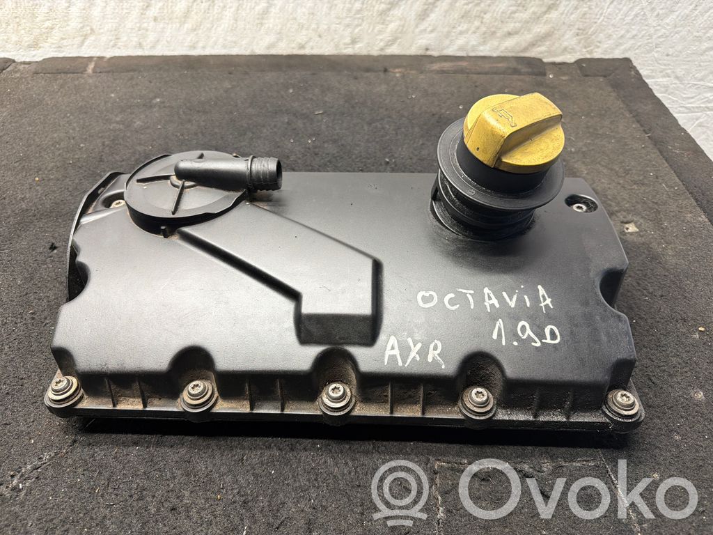 Skoda Octavia Mk2 (1Z) Rocker cam cover 